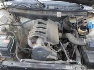 DAEWOO FSO Generátor tartó bak bontott alkatrész Csak ma