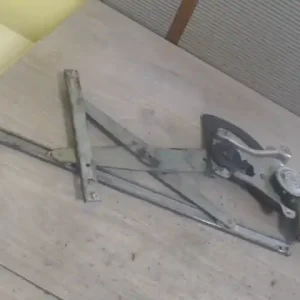 DAEWOO KALOS Jobb első ablakemelő szerkezet elektromos bontott alkatrész Csak ma