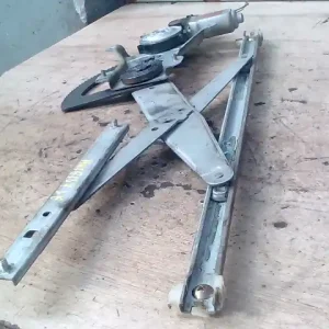 DAEWOO KALOS Jobb első ablakemelő szerkezet elektromos 5 ajtós bontott alkatrész Expressz kézbesítés