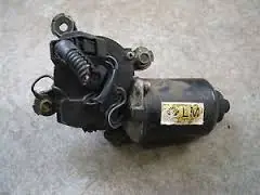 Utolsó esély DAEWOO LANOS -01 Ablaktörlő motor első bontott alkatrész