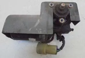 Prémium DAEWOO RACER Ablaktörlő motor első bontott alkatrész