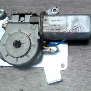 Legkelendőbb DAEWOO TICO Bal első ablakemelő motor bontott alkatrész