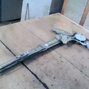 Árcsökkenés DAIHATSU Cuore 2003-2005( L251) Jobb első ablakemelő szerkezet elektromos 5 ajtós bontott alkatrész