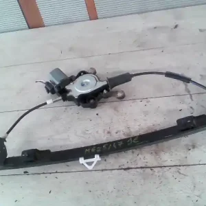 Vásárlói kedvenc FIAT Albea 2005.01.01-2012.12.31 Jobb első ablakemelő szerkezet elektromos bontott alkatrész