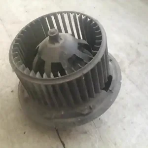 Vedd meg most FIAT BRAVO Fűtőmotor klímás bontott alkatrész