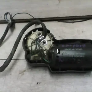 Kedvezményes ár FIAT COUPE Ablaktörlő motor első5 vezetékes bontott alkatrész