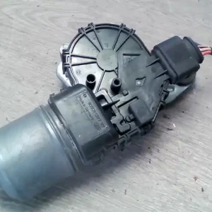 Legkelendőbb FIAT Croma 3 2005.06.01-2010.02.28 Ablaktörlő motor első bontott alkatrész