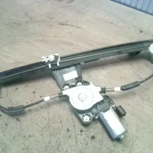 Vásárlói kedvenc FIAT DOBLO 01.01-05.09 Bal első ablakemelő szerkezet elektromos 5 ajtós bontott alkatrész