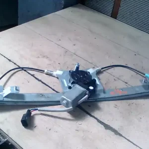 Népszerű FIAT GRANDE PUNTO 05.10- Bal első ablakemelő szerkezet elektromos 5 ajtós bontott alkatrész