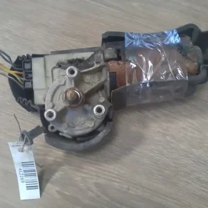 Vásárlói kedvenc FIAT MAREA Ablaktörlő motor első bontott alkatrész
