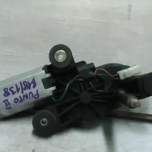 Kedvezményes ár FIAT PUNTO II. Ablaktörlő motor hátsó3 vezetékes bontott alkatrész