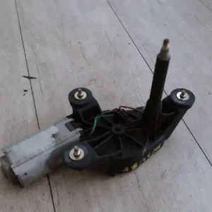 Legkelendőbb FIAT PUNTO II. Ablaktörlő motor hátsó 3 ajtós bontott alkatrész