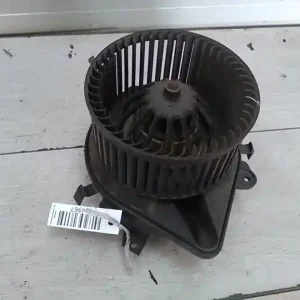 Ajánlat FIAT PUNTO II. Fűtőmotor bontott alkatrész