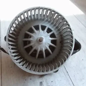 Prémium FIAT PUNTO III. Fűtőmotor klímás bontott alkatrész