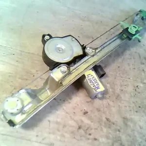 Népszerű FIAT PUNTO III. Jobb első ablakemelő szerkezet elektromos 5 ajtós bontott alkatrész