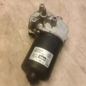 Vedd meg most FIAT STILO 01.09-06.12 Ablaktörlő motor első bontott alkatrész