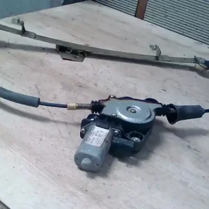 Rendeld meg most FIAT SEICENTO 98- Jobb első ablakemelő szerkezet elektromos bontott alkatrész