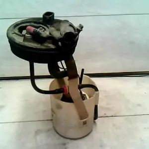 Azonnali szállítás FIAT TIPO 89- üzemanyag szivattyú bontott alkatrész