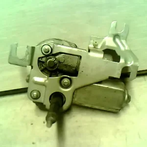 Kihagyhatatlan ajánlat FIAT UNO 83-89 Ablaktörlő motor hátsó3 vezetékes bontott alkatrész