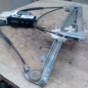 Végkiárusítás FIAT ULYSSE 02.07- Jobb első ablakemelő szerkezet elektromos bontott alkatrész