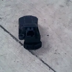 FORD C-MAX 03.06-07.03 Fűtés állító motor bontott alkatrész Vedd meg most