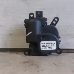 FORD C-MAX 03.06-07.03 Fűtés állító motor 1.6hdi klimás bontott alkatrész Kihagyhatatlan ajánlat