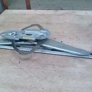 Akciós ár FORD C-MAX 03.06-07.03 Jobb első ablakemelő szerkezet elektromos bontott alkatrész