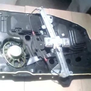 Vedd meg online FORD FIESTA 02-05 Jobb első ablakemelő szerkezet elektromos bontott alkatrész