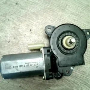 Azonnal elérhető FORD FIESTA 02-05 Jobb első ablakemelő motor bontott alkatrész
