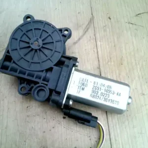 FORD FIESTA 05-08 Jobb első ablakemelő motor 3 ajtós bontott alkatrész Azonnali szállítás