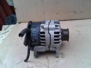 Vásárlói kedvenc FORD FIESTA 96-99 Generátor bontott alkatrész