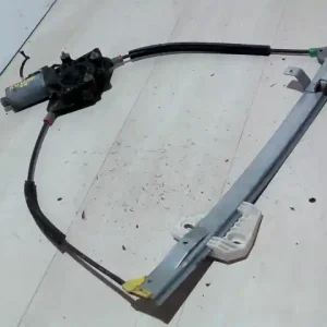 Árengedmény FORD FIESTA 96-99 Jobb első ablakemelő szerkezet elektromos 3 ajtós bontott alkatrész