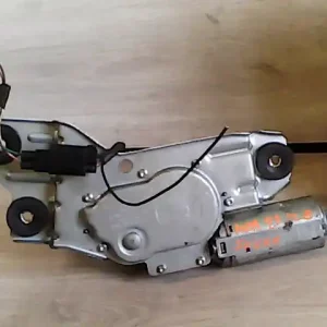 Árengedmény FORD FOCUS 98-04 Ablaktörlő motor hátsó kombi 2 vezetékes bontott alkatrész