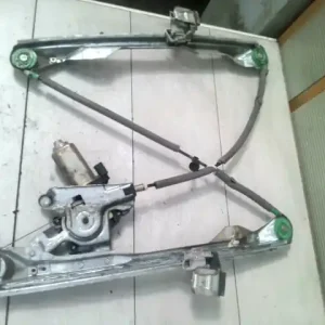 Árcsökkenés FORD FOCUS 98-04 Jobb első ablakemelő szerkezet elektromos bontott alkatrész