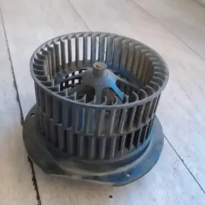 Ajánlat FORD GALAXY 00.10.01-06.05.31 Fűtőmotor hátsó bontott alkatrész