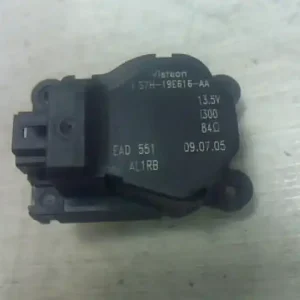 Szezonális akció FORD MONDEO 01-07 Fűtés állító motor bontott alkatrész