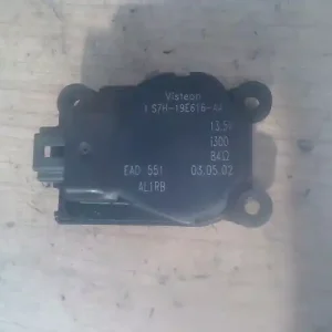 Biztonságos fizetés FORD MONDEO 01-07 Fűtés állító motor bontott alkatrész