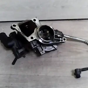 Vásárlói kedvenc FORD MONDEO 01-07 Vákuumpumpa termosztátházzal bontott alkatrész