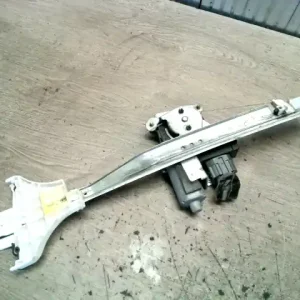 Expressz szállítás FORD MONDEO 01-07 Jobb hátsó ablakemelő szerkezet elektromos 4 ajtós bontott alkatrész