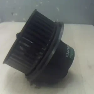 Alacsony ár FORD MONDEO 93-96 Fűtőmotor nem klímás 1.8i bontott alkatrész