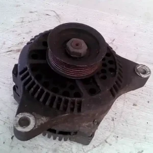 Utolsó esély FORD MONDEO 93-96 Generátor.benzines 2.5 b bontott alkatrész