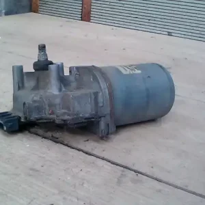 Alacsony ár FORD PUMA Ablaktörlő motor első bontott alkatrész