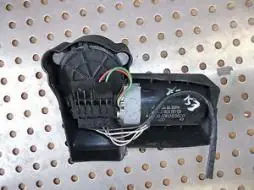 Exkluzív ajánlat FORD ORION 90-95 Ablaktörlő motor első bontott alkatrész