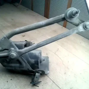 Biztonságos vásárlás FORD TRANSIT 94-99 Ablaktörlő mechanika motorral első 2.5d bontott alkatrész