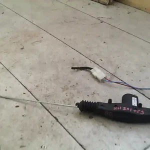 Csak ma HONDA Accord 1998.11.01-2003.01.31 Bal első központi zár motor bontott alkatrész