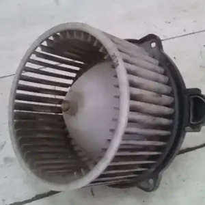 Ajánlat HYUNDAI Accent 00-03 Fűtőmotor bontott alkatrész