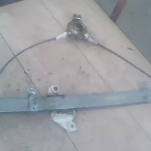 Azonnal elérhető HYUNDAI ATOS Jobb első ablakemelő szerkezet elektromos bontott alkatrész