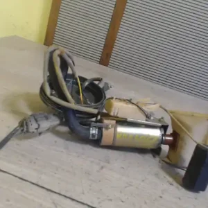 Különleges ajánlat HYUNDAI COUPE 97- üzemanyag szivattyú 1.6 i bontott alkatrész