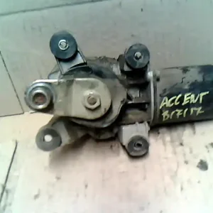 Szuper ajánlat HYUNDAI ACCENT 94-97 Ablaktörlő motor első bontott alkatrész