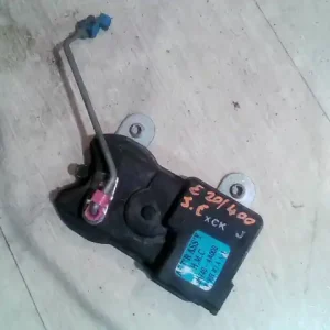 HYUNDAI H1 Jobb első központi zár motor bontott alkatrész Vedd meg online